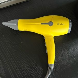 Drybar Blowdryer model 900-0700-4